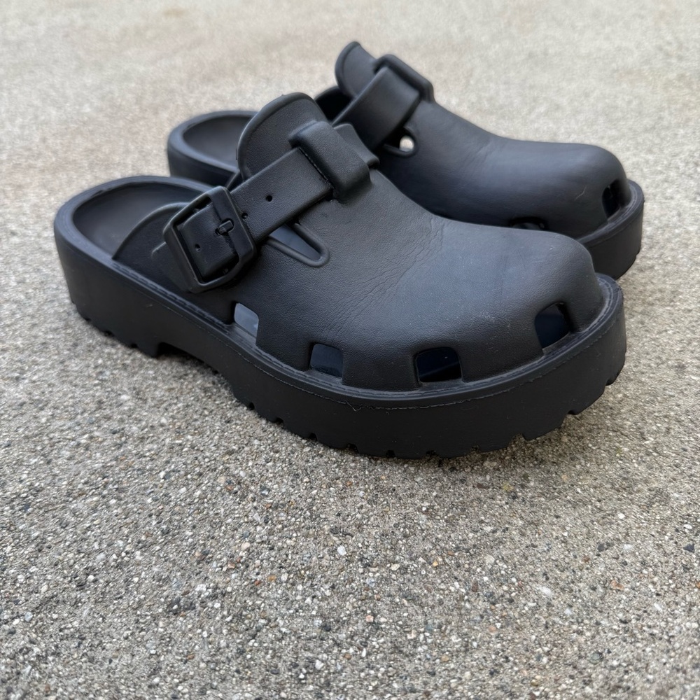 FREE PEOPLE Karlie Buckle Womens Clogs size 6/37 preloved slip on - Picture 9 of 10